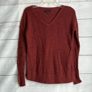American Eagle Outfitters V-Neck Rust Knit Sweater - SZ: XS